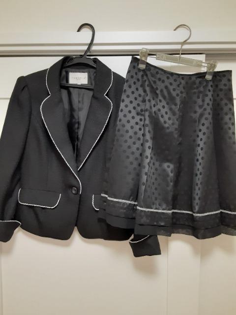 ���X�[�c�㉺�Z�b�g�@�Z�b�g�A�b�v�@���T�@�t���A�X�J�[�g&�u���b�N�X�[�c�@�G���K���g �� �����t�@�b�V������ 