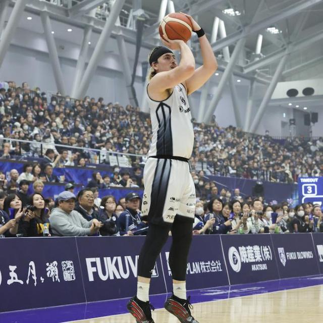 #10 駒水 大雅ジャック選手 AWAYユニフォーム ※上下セット(着用・直筆サイン入り) < レジャー/スポーツ #10 駒水 大雅ジャック選手 AWAYユニフォーム ※上下セット(着用・直筆サイン入り) < レジャー/スポーツの