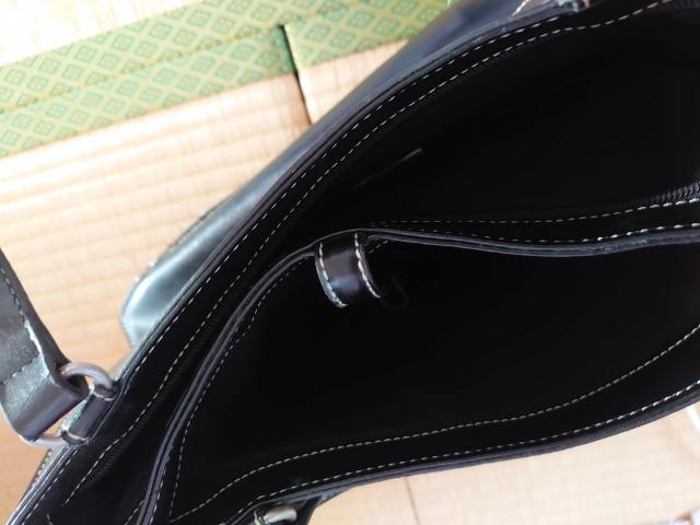 美品★ブラックバッグ。タグつき。 < 女性ファッション 美品★ブラックバッグ。タグつき。 < 女性ファッションの