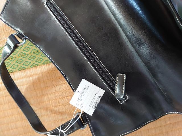 美品★ブラックバッグ。タグつき。 < 女性ファッション 美品★ブラックバッグ。タグつき。 < 女性ファッションの
