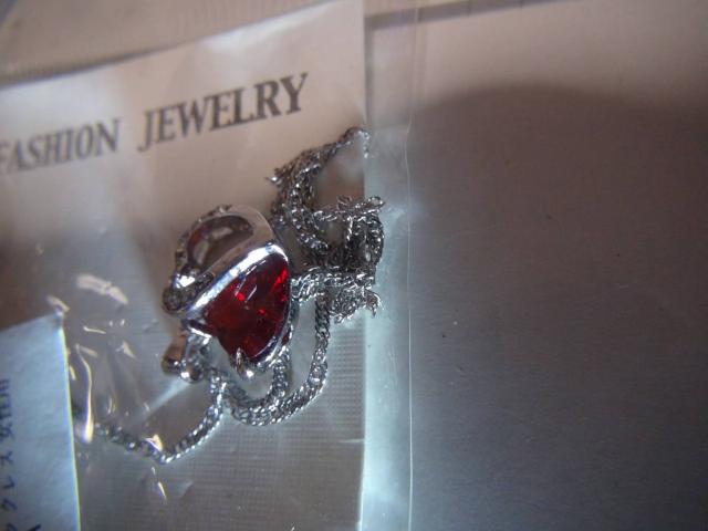 キュービックジルコニア シルバーリングネックレス新品!。 < 女性アクセサリー/時計  キュービックジルコニア シルバーリングネックレス新品!。 < 女性アクセサリー/時計の