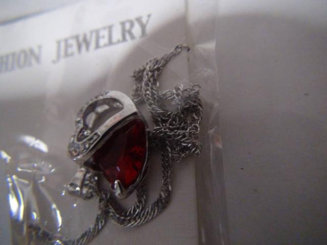 キュービックジルコニア シルバーリングネックレス新品!。 < 女性アクセサリー/時計  キュービックジルコニア シルバーリングネックレス新品!。 < 女性アクセサリー/時計の