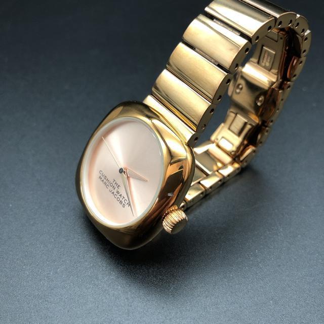 即決 MARC JACOBS マークジェイコブス CUSHION WATCH 腕時計 < ブランド 即決 MARC JACOBS マークジェイコブス CUSHION WATCH 腕時計 < ブランドの