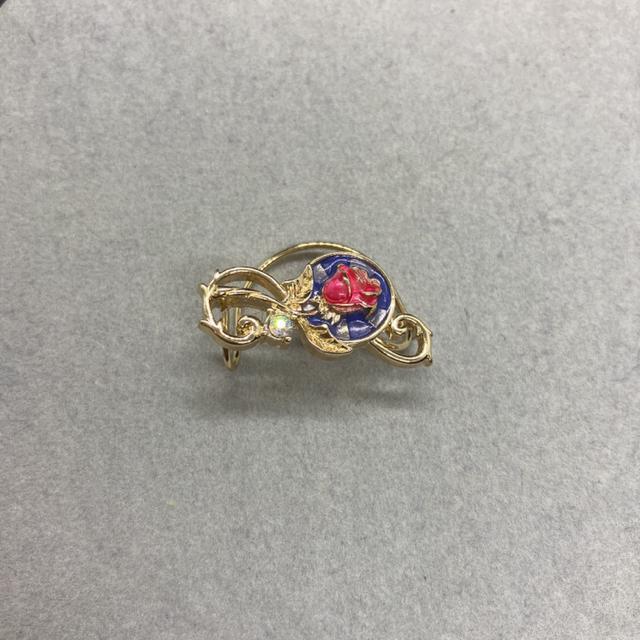 即決 Disney ディズニー 美女と野獣 イヤーカフ < 女性アクセサリー/時計 即決 Disney ディズニー 美女と野獣 イヤーカフ < 女性アクセサリー/時計の