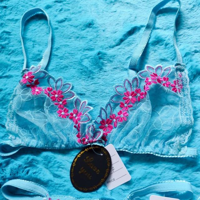 激エロ可愛ッ。。。レースブラジャー&Tバック。。ランジェリーセット。。。 < 女性ファッション 激エロ可愛ッ。。。レースブラジャー&Tバック。。ランジェリーセット。。。 < 女性ファッションの