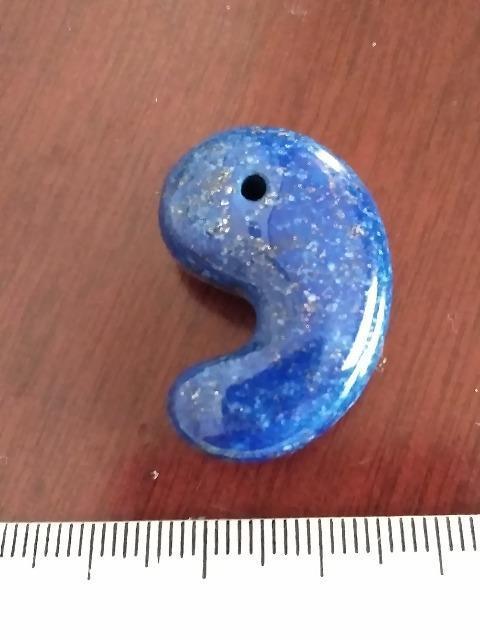 ラピスラズリ勾玉 < ホビー ラピスラズリ勾玉 < ホビーの