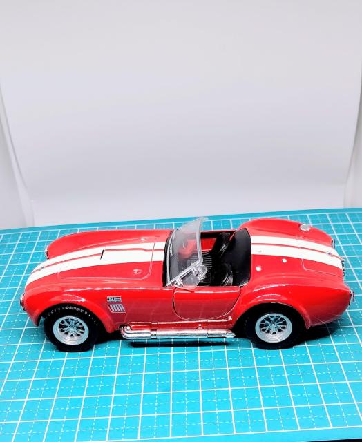 1/32 キンスマート 1965 シェルビー コブラ 427 プルバックカー ジャンク < ホビー 1/32 キンスマート 1965 シェルビー コブラ 427 プルバックカー ジャンク < ホビーの