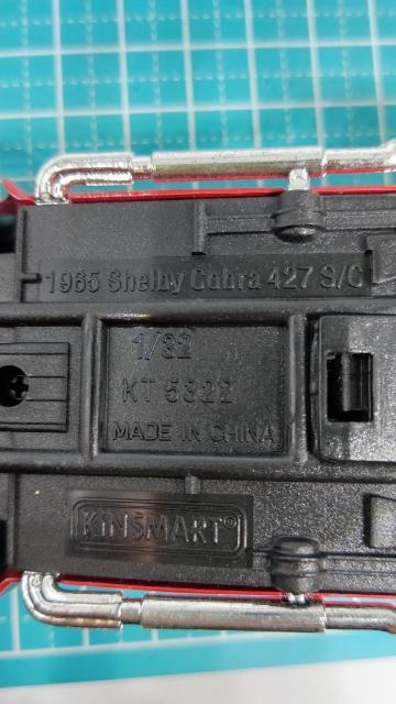 1/32 キンスマート 1965 シェルビー コブラ 427 プルバックカー ジャンク < ホビー 1/32 キンスマート 1965 シェルビー コブラ 427 プルバックカー ジャンク < ホビーの