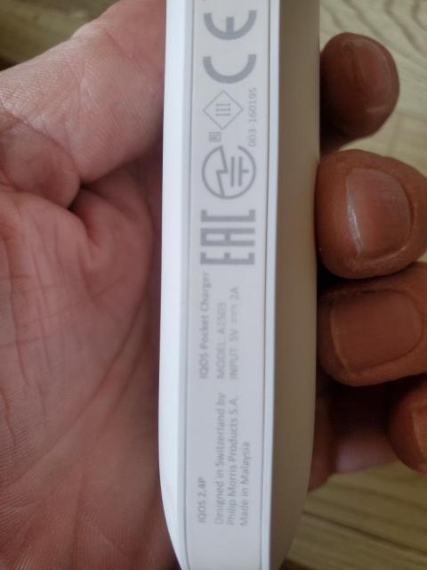 IQOS�@�{�� �� �j���t�@�b�V������ 