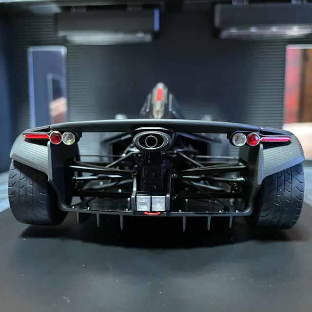 未展示品 オートアート1/18 BAC Mono メタリック・ブラック < ホビー  未展示品 オートアート1/18 BAC Mono メタリック・ブラック < ホビーの
