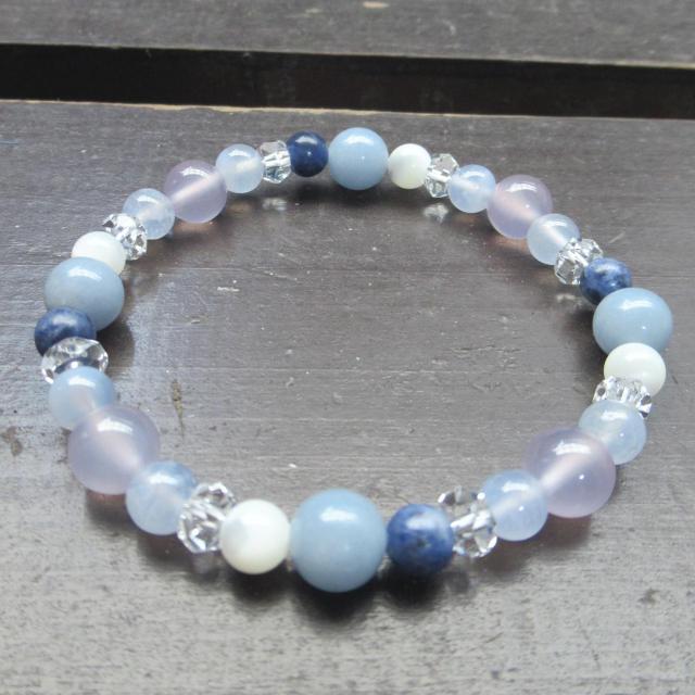 エンジェライトxパープルカルセドニーxブルーレースxソーダライトブレスレット 天然石 パワーストーン < 女性アクセサリー/時計 エンジェライトxパープルカルセドニーxブルーレースxソーダライトブレスレット 天然石 パワーストーン < 女性アクセサリー/時計の