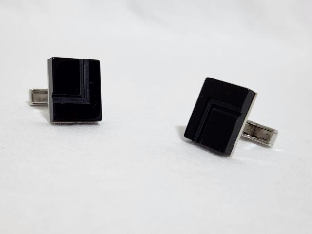 正規 レア ディオールオム レクタンギュラー カフス 黒×銀 シャイニー立体 ラインアート エナメルブラック カフリンクスボタン < ブランド  正規 レア ディオールオム レクタンギュラー カフス 黒×銀 シャイニー立体 ラインアート エナメルブラック カフリンクスボタン < ブランドの