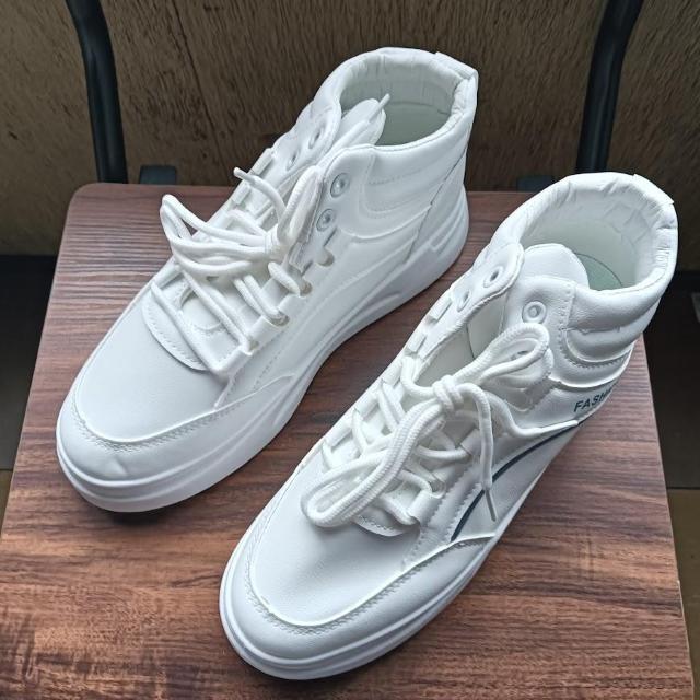 新品 25cm レディース スニーカー ホワイト シューズ 靴 カジュアル < 女性ファッション  新品 25cm レディース スニーカー ホワイト シューズ 靴 カジュアル  < 女性ファッションの