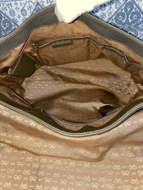 【美品】ANYA HINDMARCH アニヤハインドマーチ ショルダーバッグ < ブランド  【美品】ANYA HINDMARCH アニヤハインドマーチ ショルダーバッグ < ブランドの