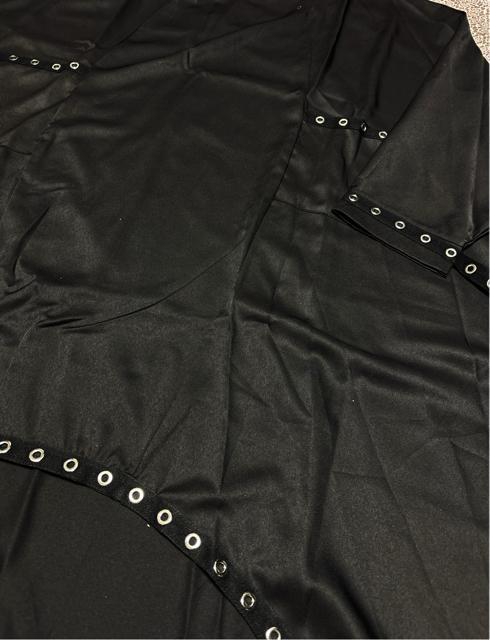 ロング丈 ドルマン ワイド ワンピース 飾りリング付き ブラック 大きいサイズ < 女性ファッション ロング丈 ドルマン ワイド ワンピース 飾りリング付き ブラック 大きいサイズ < 女性ファッションの