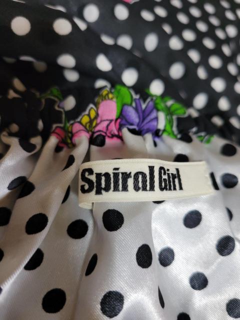 SPIRALGIRLスパイラルガール 即完売 ワンピース 新品同様 < ブランド SPIRALGIRLスパイラルガール 即完売 ワンピース 新品同様 < ブランドの