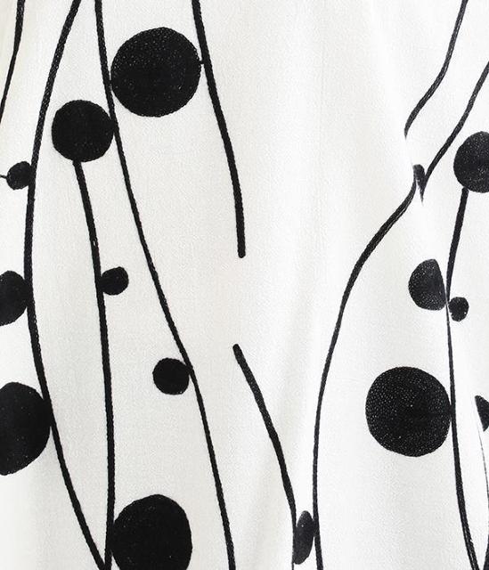 ▲▲▲▲▲*NAPLA*刺繍チュニック 新品 オフホワイト < 女性ファッション ▲▲▲▲▲*NAPLA*刺繍チュニック 新品 オフホワイト < 女性ファッションの