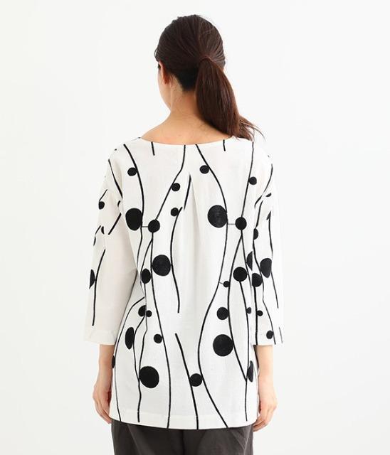 ▲▲▲▲▲*NAPLA*刺繍チュニック 新品 オフホワイト < 女性ファッション ▲▲▲▲▲*NAPLA*刺繍チュニック 新品 オフホワイト < 女性ファッションの