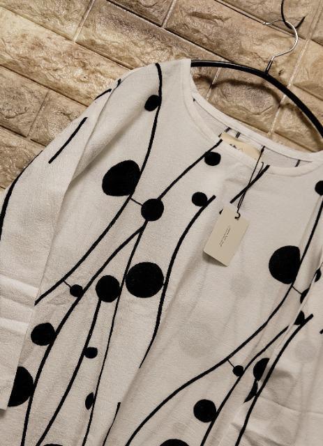 ▲▲▲▲▲*NAPLA*刺繍チュニック 新品 オフホワイト < 女性ファッション ▲▲▲▲▲*NAPLA*刺繍チュニック 新品 オフホワイト < 女性ファッションの