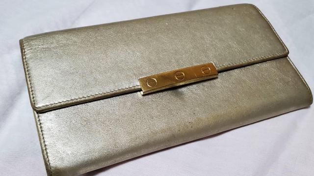正規レア カルティエ ラブライン ロゴ ビスモチーフプレート メタリックレザー 長財布 ウォレット < ブランド  正規レア カルティエ ラブライン ロゴ ビスモチーフプレート メタリックレザー 長財布 ウォレット < ブランドの