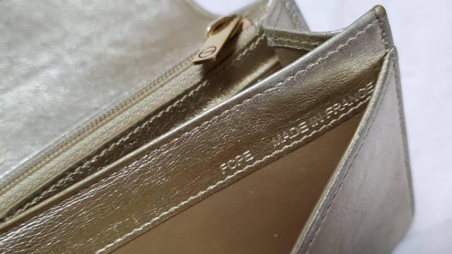 正規レア カルティエ ラブライン ロゴ ビスモチーフプレート メタリックレザー 長財布 ウォレット < ブランド  正規レア カルティエ ラブライン ロゴ ビスモチーフプレート メタリックレザー 長財布 ウォレット < ブランドの