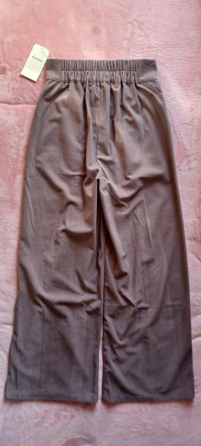 ★Ray Cassinレイカズン☆大人渋可愛いグレイッシュスモーキーピンク薄手コーデュロイお洒落センタータック♪ロングワイドパンツ < 女性ファッション  ★Ray Cassinレイカズン☆大人渋可愛いグレイッシュスモーキーピンク薄手コーデュロイお洒落センタータック♪ロングワイドパンツ < 女性ファッションの