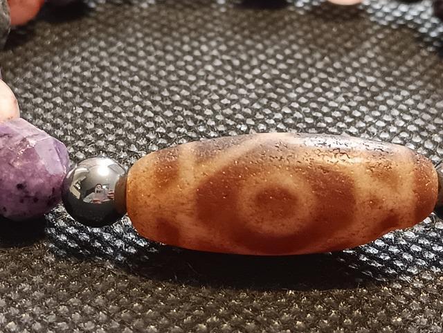 レアです。「強力な護符」天珠ブレス一点物です。 < 女性アクセサリー/時計 レアです。「強力な護符」天珠ブレス一点物です。 < 女性アクセサリー/時計の