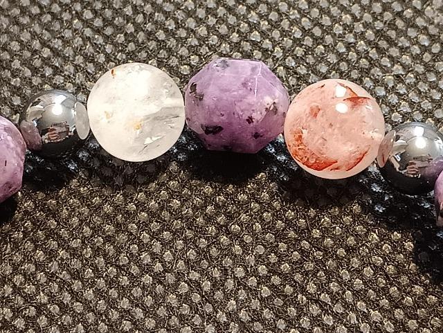 レアです。「強力な護符」天珠ブレス一点物です。 < 女性アクセサリー/時計 レアです。「強力な護符」天珠ブレス一点物です。 < 女性アクセサリー/時計の