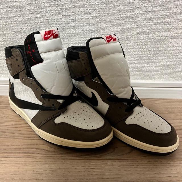 NIKE AIR JORDAN 1 TRAVIS SCOTT �� �j���t�@�b�V������ 