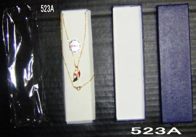 手作り本珊瑚ネックレス・新古品 < 女性アクセサリー/時計  手作り本珊瑚ネックレス・新古品  < 女性アクセサリー/時計の