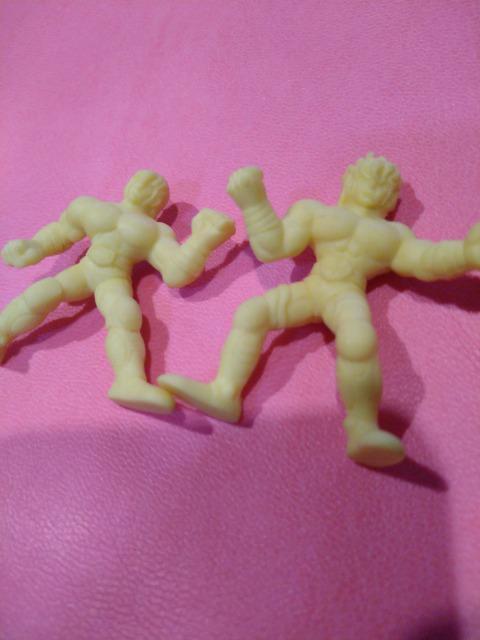 当時モノ 聖闘士星矢 消しゴム 紫龍&一輝 2体セット! < アニメ/コミック/キャラクター 当時モノ 聖闘士星矢 消しゴム 紫龍&一輝 2体セット! < アニメ/コミック/キャラクターの