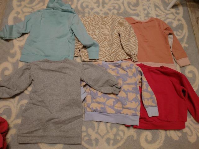 GapやZARAのトレーナー裏起毛4〜6歳まで6点セット < キッズ/ベビー  GapやZARAのトレーナー裏起毛4〜6歳まで6点セット < キッズ/ベビーの