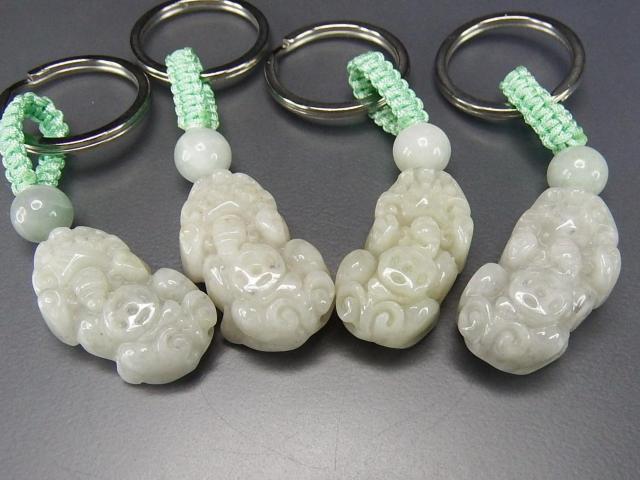 ひすい本翡翠ジェダイト小型AA+天然石ヒキュウ彫りキーホルダーお守り106-066RZa < 男性アクセサリー/時計  ひすい本翡翠ジェダイト小型AA+天然石ヒキュウ彫りキーホルダーお守り106-066RZa < 男性アクセサリー/時計の