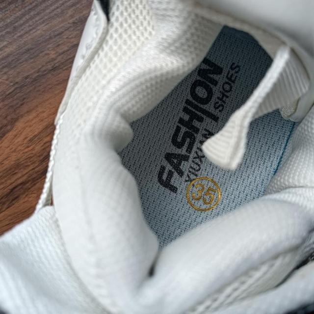 新品 22.5cm レディース スニーカー ホワイト シューズ 靴 厚底 < 女性ファッション  新品 22.5cm レディース スニーカー ホワイト シューズ 靴 厚底 < 女性ファッションの