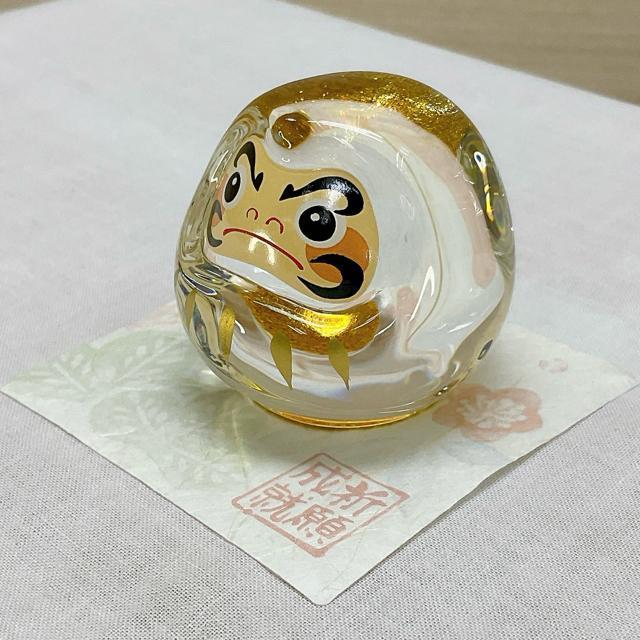 新品未使用 ガラス製 【金彩 だるま 祈願成就】ミニチュアだるま クリスタル置物 ペーパーウェイト 合格 当選 祈願 願いごと < インテリア/ライフ  新品未使用 ガラス製 【金彩 だるま 祈願成就】ミニチュアだるま クリスタル置物 ペーパーウェイト 合格 当選 祈願 願いごと < インテリア/ライフの