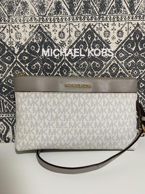 【良品】MICHAEL KORS マイケルコース ショルダーバッグ 斜め掛け < ブランド  【良品】MICHAEL KORS マイケルコース ショルダーバッグ 斜め掛け  < ブランドの