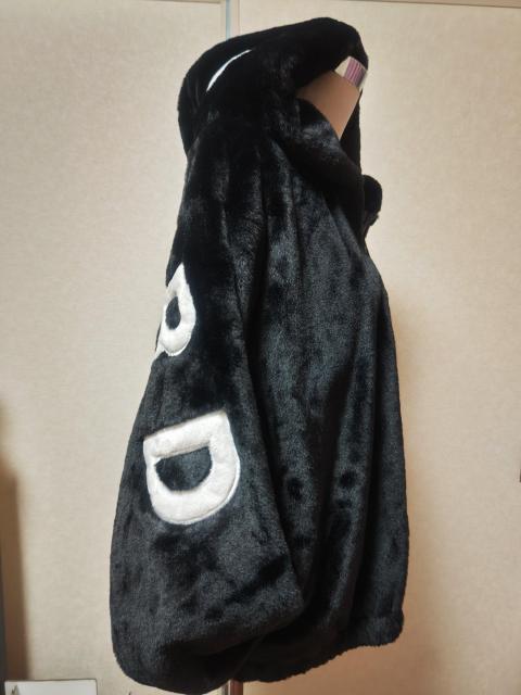 古着★大きいサイズ★ロゴ入りもこもこジップアップ★4L★ < 女性ファッション  古着★大きいサイズ★ロゴ入りもこもこジップアップ★4L★ < 女性ファッションの