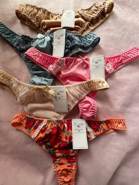 5Lサイズ!5枚セット!光沢ツルツル素材!シフォン使い!あり!高貴品格!色とりどり!エレガント!Tバックショーツ!No.花 < 女性ファッション 5Lサイズ!5枚セット!光沢ツルツル素材!シフォン使い!あり!高貴品格!色とりどり!エレガント!Tバックショーツ!No.花 < 女性ファッションの