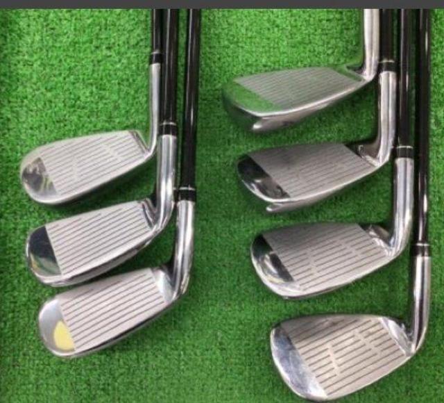 �p���[�r���g���T�C�e�[�V����V1�@�A�C�A���Z�b�g �� ���W���[/�X�|�[�c�� 