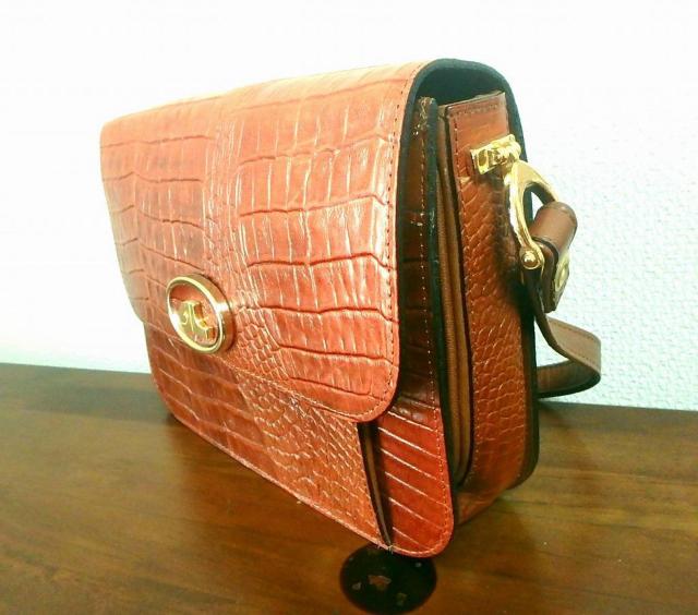 ◆annalou アンナロー クロコダイル型押 レザー ショルダーバッグ 中古品 < 女性ファッション  ◆annalou アンナロー クロコダイル型押 レザー ショルダーバッグ 中古品 < 女性ファッションの