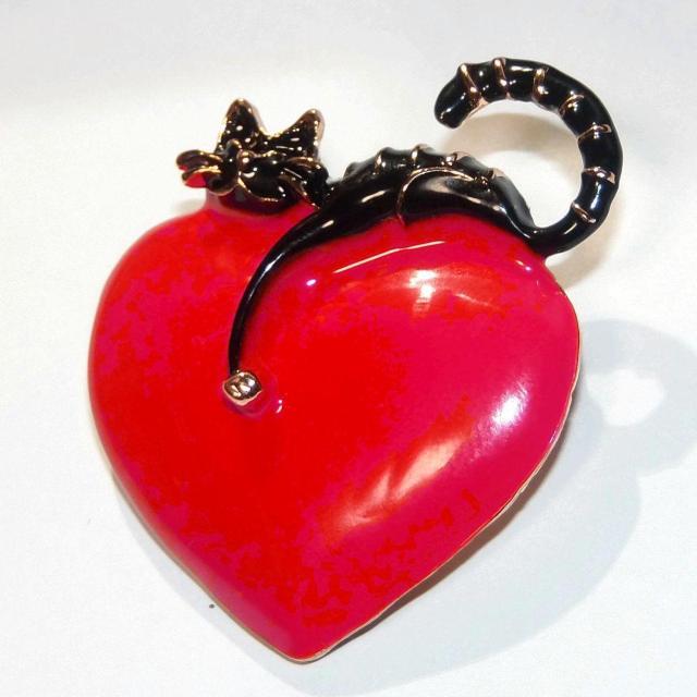 黒猫 猫 クロネコ ネコ ねこ ハート ブローチ ピンブローチ バッジ ピンバッジ ピンズ コサージュ < 女性アクセサリー/時計  黒猫 猫 クロネコ ネコ ねこ ハート ブローチ ピンブローチ バッジ ピンバッジ ピンズ コサージュ < 女性アクセサリー/時計の