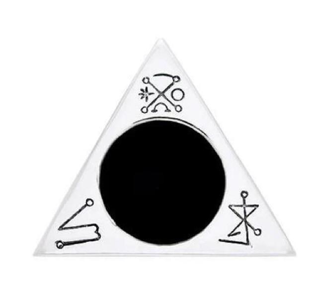 PS: Invoking Triangle Silver Pendant < 女性アクセサリー/時計  PS: Invoking Triangle Silver Pendant  < 女性アクセサリー/時計の