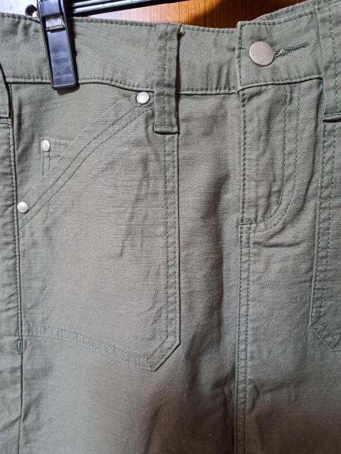 Bカ−キ色のスカート < 女性ファッション Bカ−キ色のスカート < 女性ファッションの