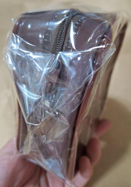 No3・新品★非売品「チロルチョコ型」可愛いポーチ < 女性ファッション  No3・新品★非売品「チロルチョコ型」可愛いポーチ < 女性ファッションの