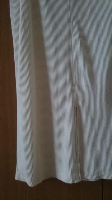 新品未使用☆ナロースカート★アイボリー★Iライン☆綿混★カジュアル☆ < 女性ファッション  新品未使用☆ナロースカート★アイボリー★Iライン☆綿混★カジュアル☆ < 女性ファッションの