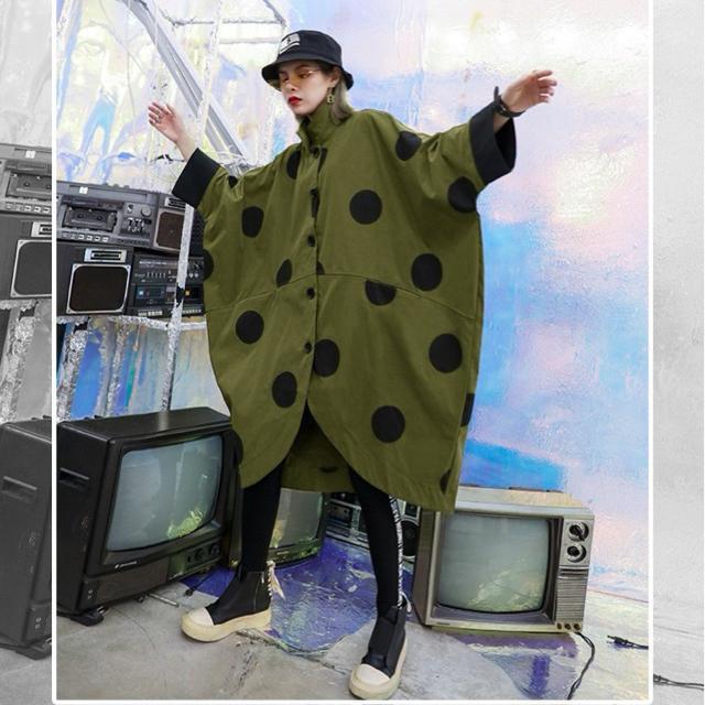 ワイド 前開き ロング丈 ジャケット ドット柄 カーキ 大きいサイズ < 女性ファッション ワイド 前開き ロング丈 ジャケット ドット柄 カーキ 大きいサイズ < 女性ファッションの