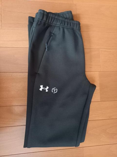 65%オフ、UA、撥水ジャージパンツ(新品、カーキ、M) < 男性ファッション 65%オフ、UA、撥水ジャージパンツ(新品、カーキ、M) < 男性ファッションの