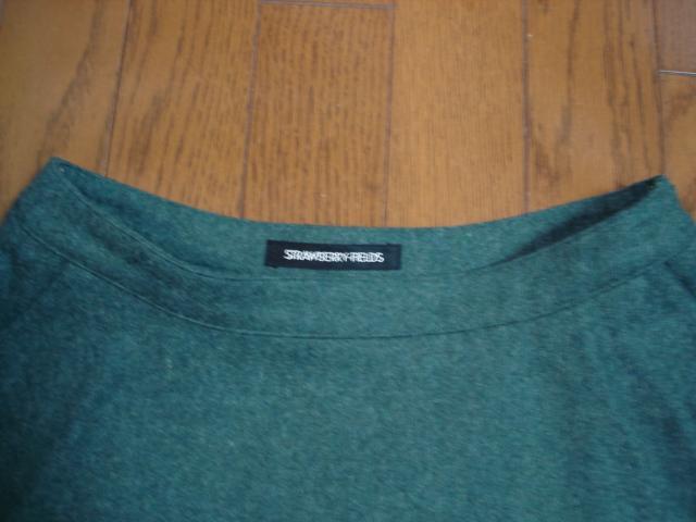 ★ストロベリーフィールズ シルエットが綺麗なウールフレアースカート★超激安! < ブランド ★ストロベリーフィールズ シルエットが綺麗なウールフレアースカート★超激安! < ブランドの