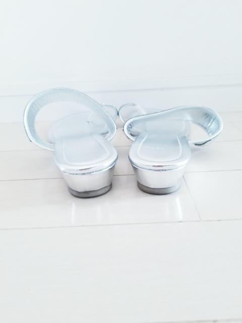 ラインストーン キラキラ フラットサンダル シルバー L < 女性ファッション ラインストーン キラキラ フラットサンダル シルバー L < 女性ファッションの