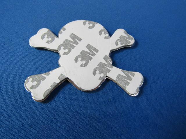 ●SKUL ドクロ ガイコツ 骨 海賊章十紋字クローム&黒 ABS製エンブレム < 自動車/バイク ●SKUL ドクロ ガイコツ 骨 海賊章十紋字クローム&黒 ABS製エンブレム < 自動車/バイク